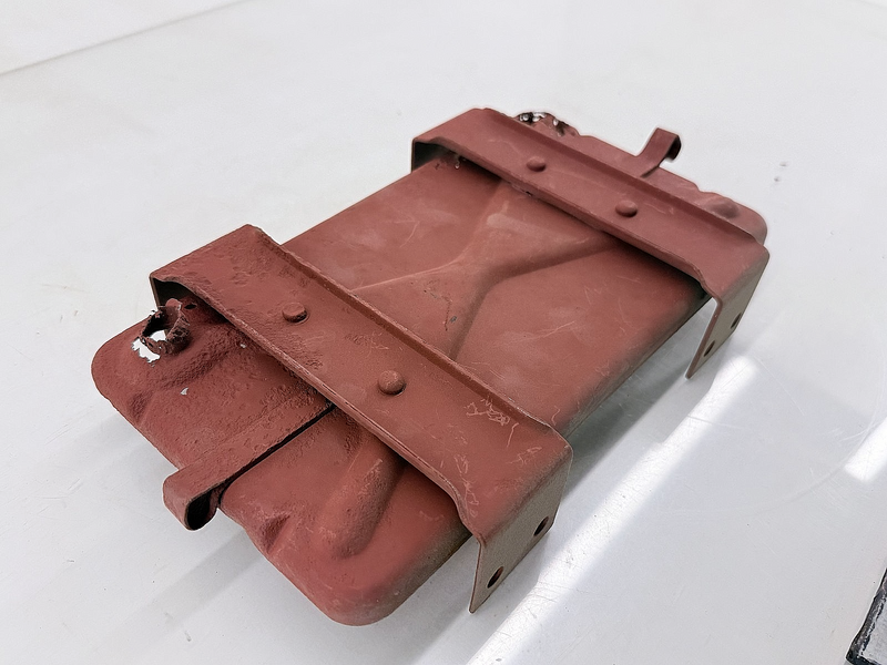Original Willys Jeep M38 M38A1 Battery Tray G740 G758 677787 C49-3